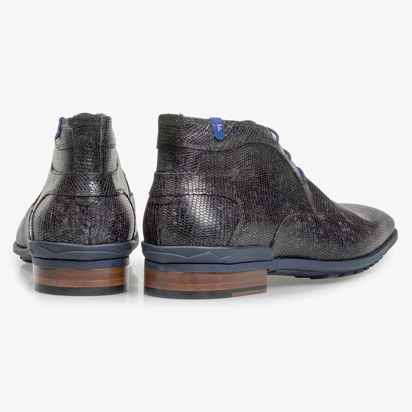 Zwarte leren veterboot met lizardprint