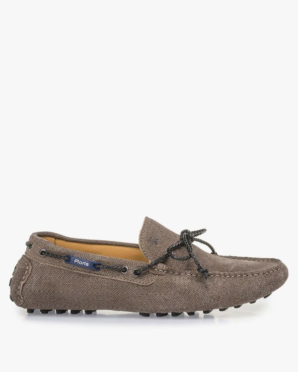 Zandkleurige su&egrave;de mocassin met print