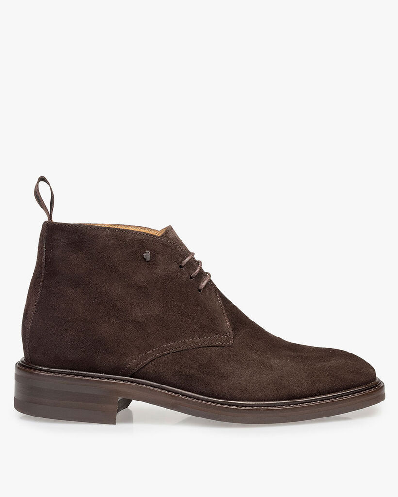Donkerbruine su&egrave;de veterboot