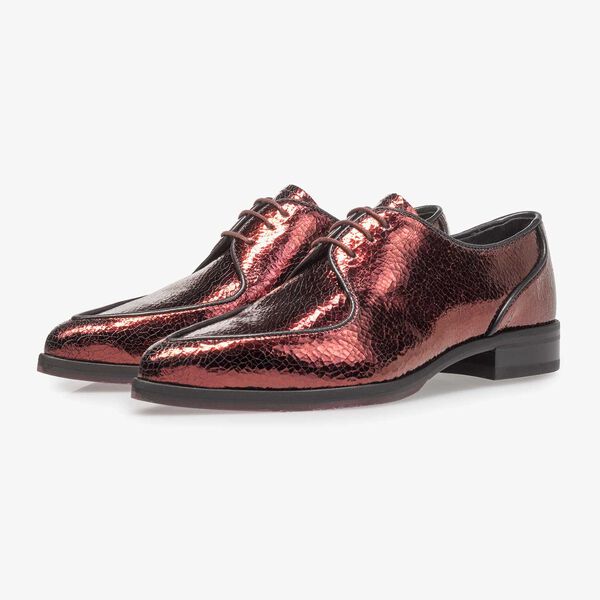 Rode leren veterschoen met metallicprint