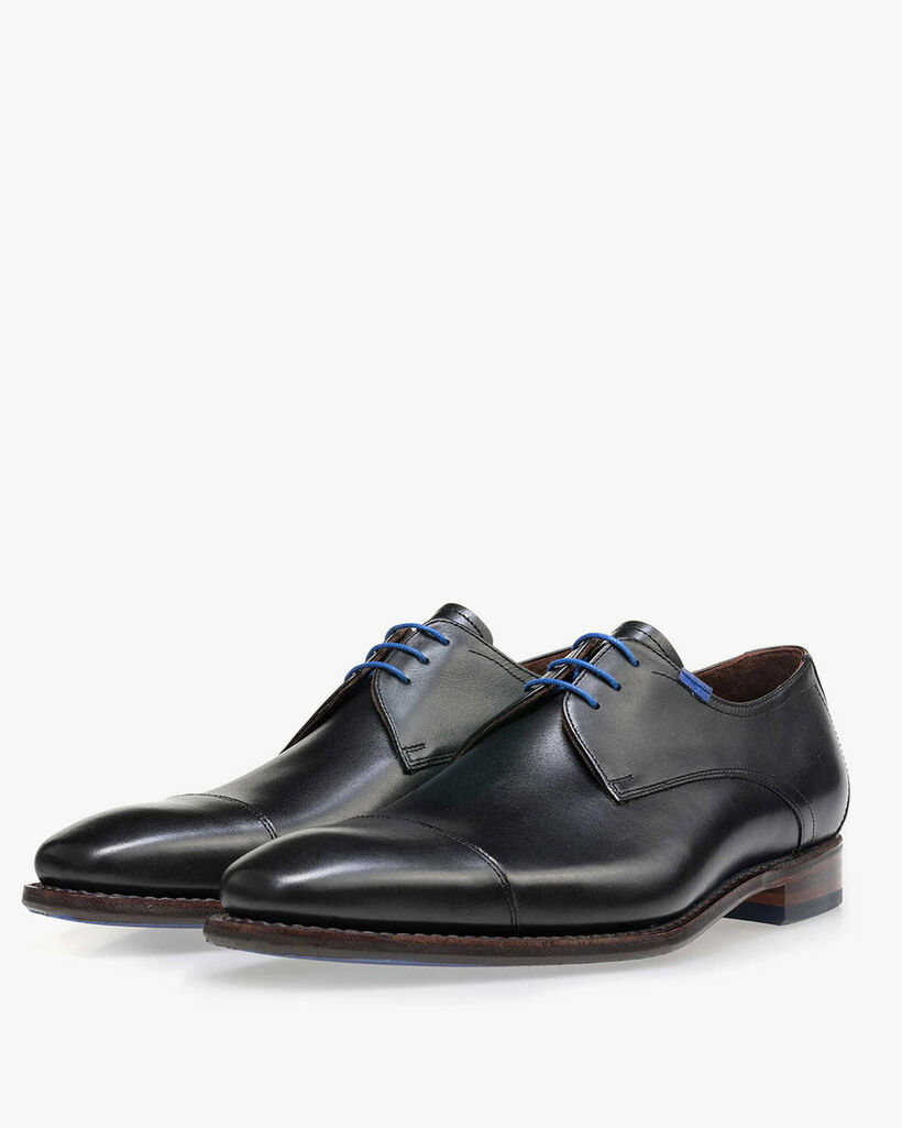 Lace shoe calf leather black