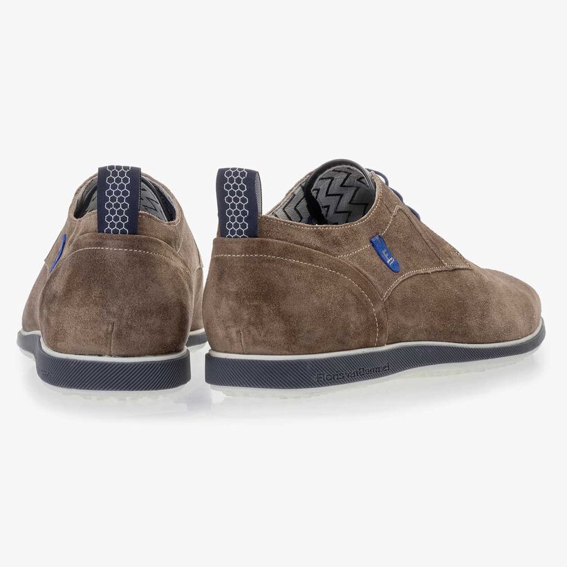 Taupe-coloured suede leather lace shoe