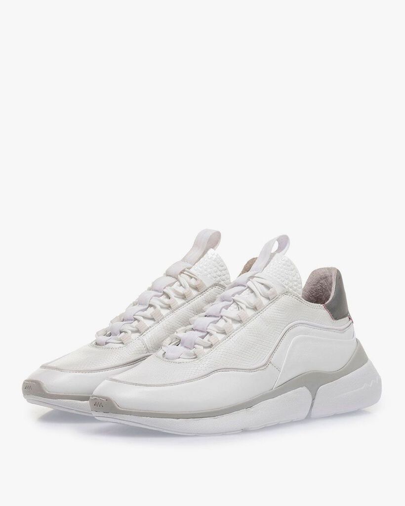 Witte kalfsleren sneaker