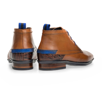 Lace boot calf leather cognac