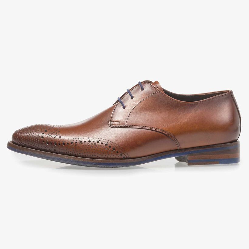 Kalfsleren veterschoen donker cognac