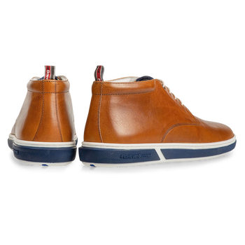 Cognac-coloured lace boot