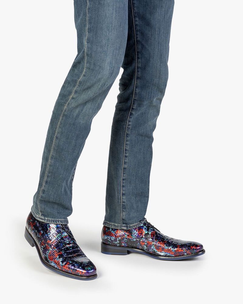Lace shoe with print blue