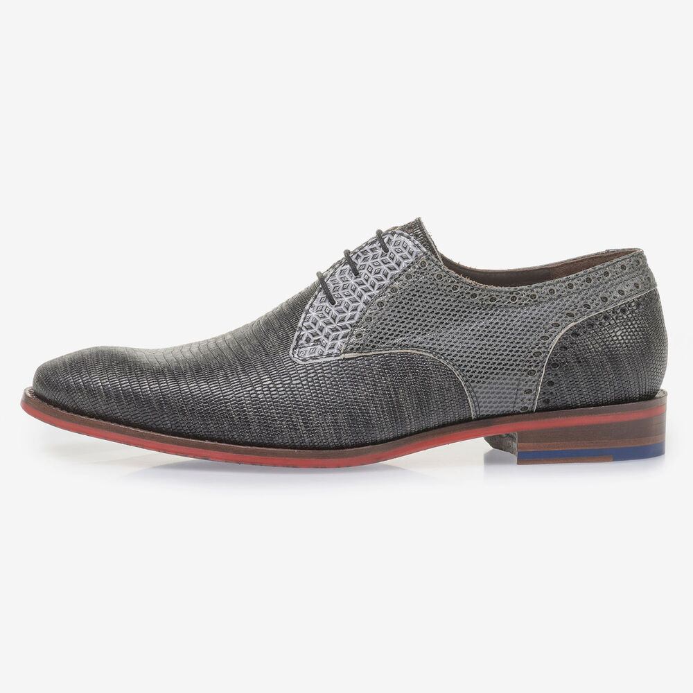 Grijze leren veterschoen met lizardprint