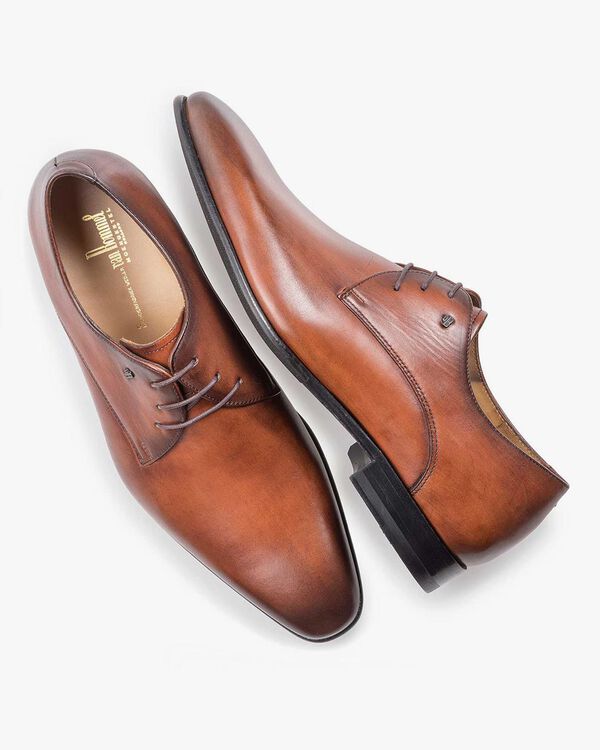 Kalfsleren veterschoen cognac