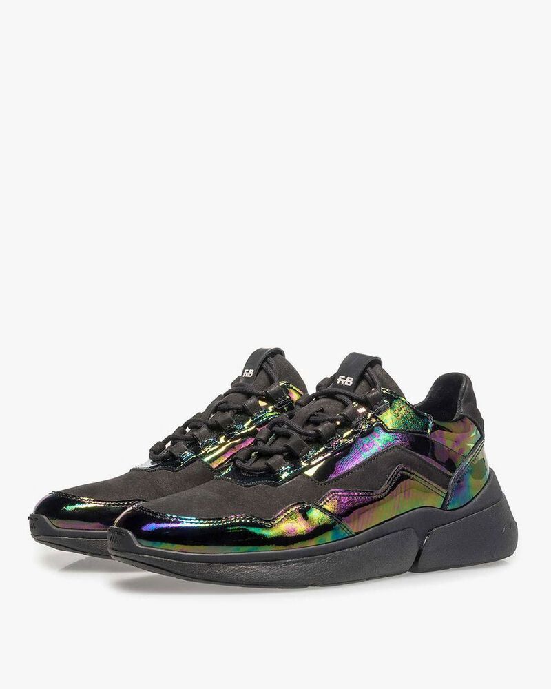 Multi-color sneaker van lakleer