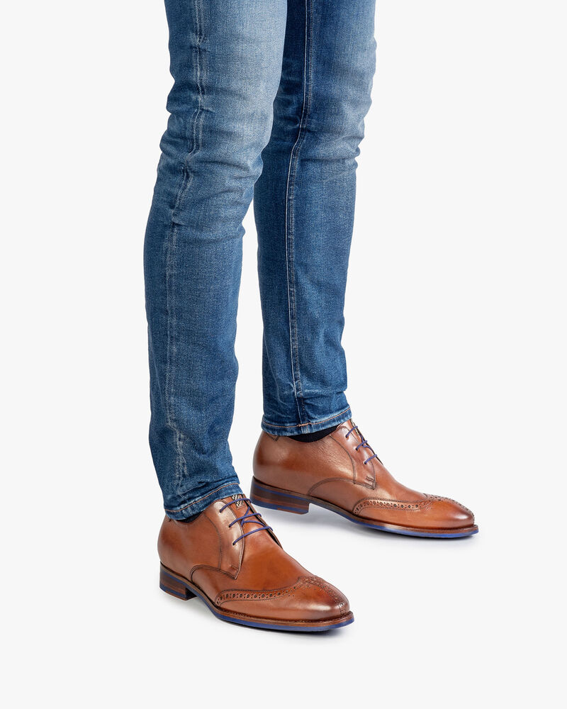 Cognac-coloured lace shoe