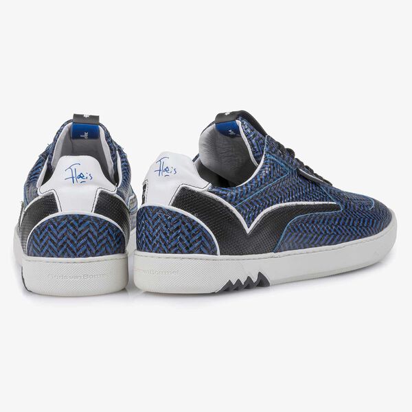 Blauwe leren sneaker met visgraatdessin