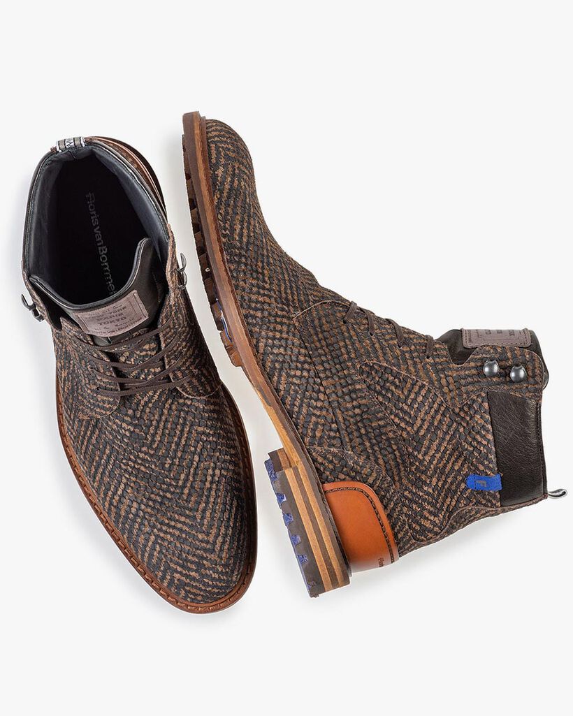 Crepi boot brown with print