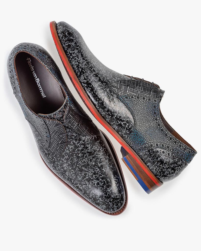 Lace shoe black and grey metallic