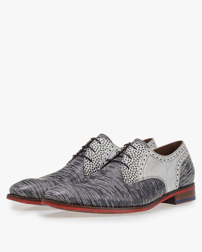 Veterschoen met lizardprint