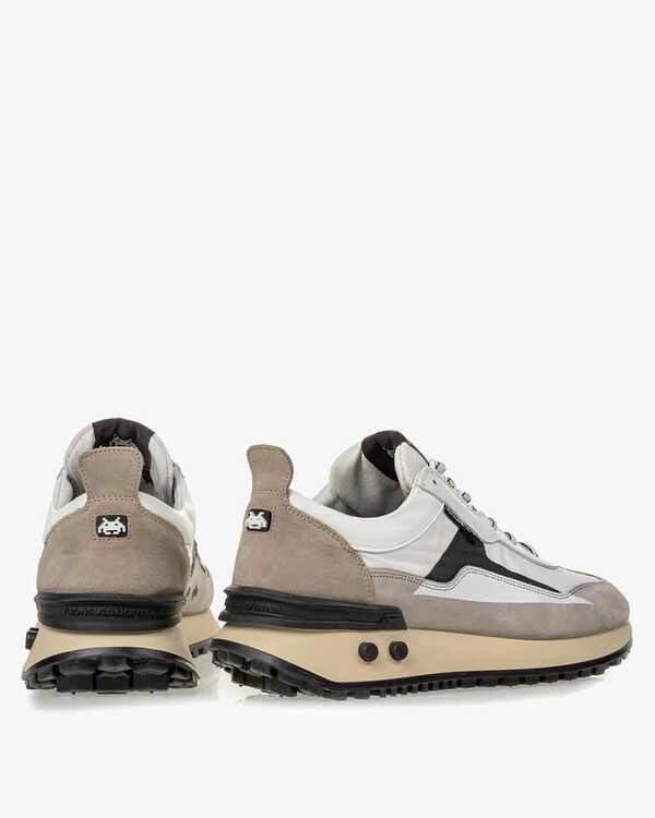 Sneaker Space Invaders wit