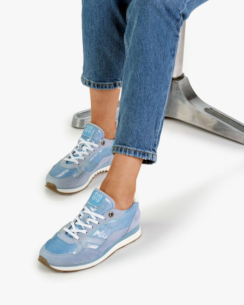 Sneaker nubuckleer lichtblauw