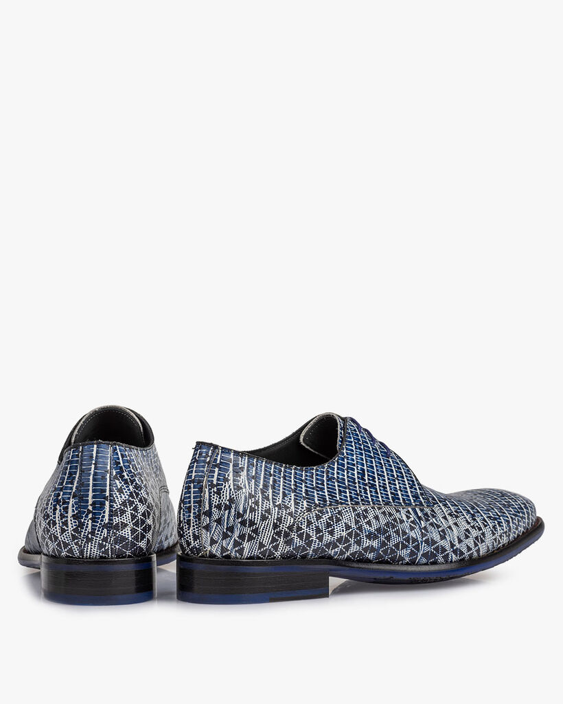 Veterschoen met print blauw