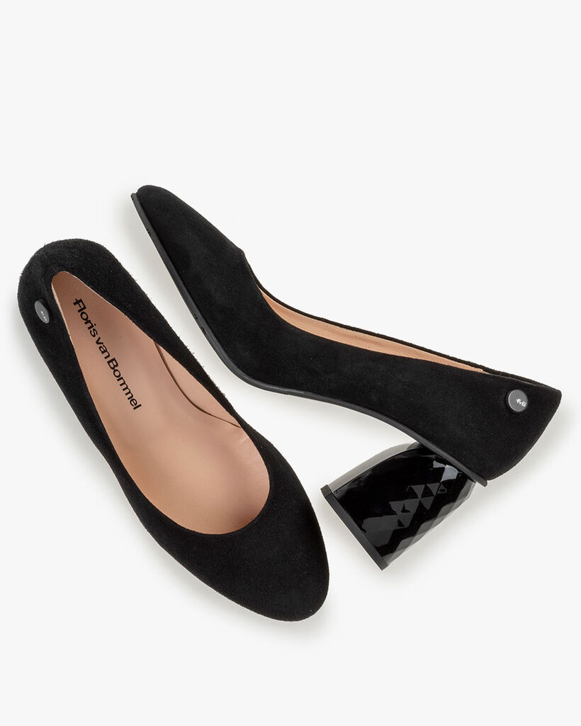 Pumps suede leather black