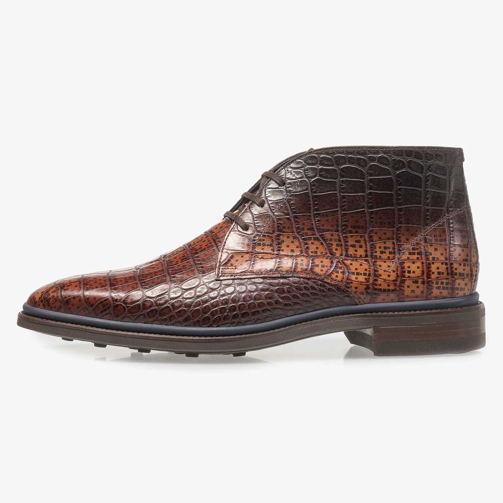 Premium cognac-coloured croco leather lace shoe