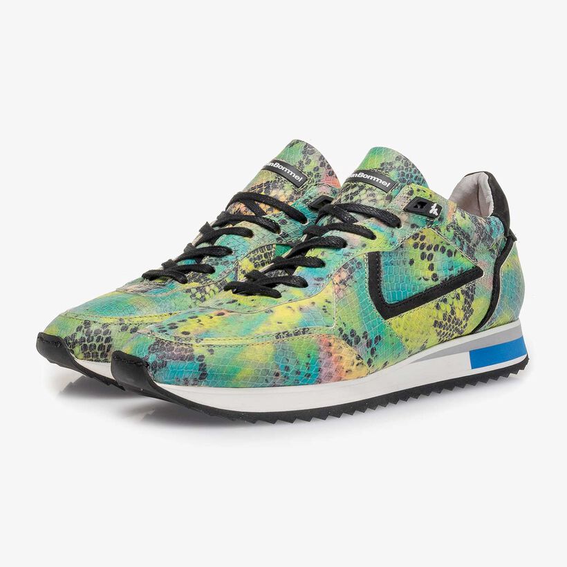 Green snake print leather sneaker