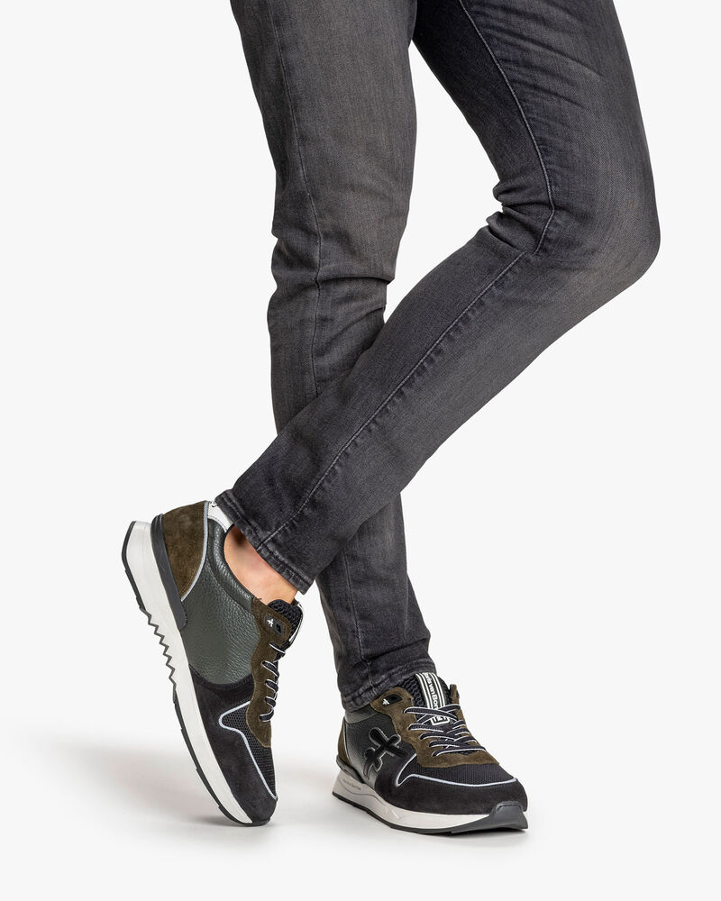 Sneaker su&egrave;de donkergroen/zwart