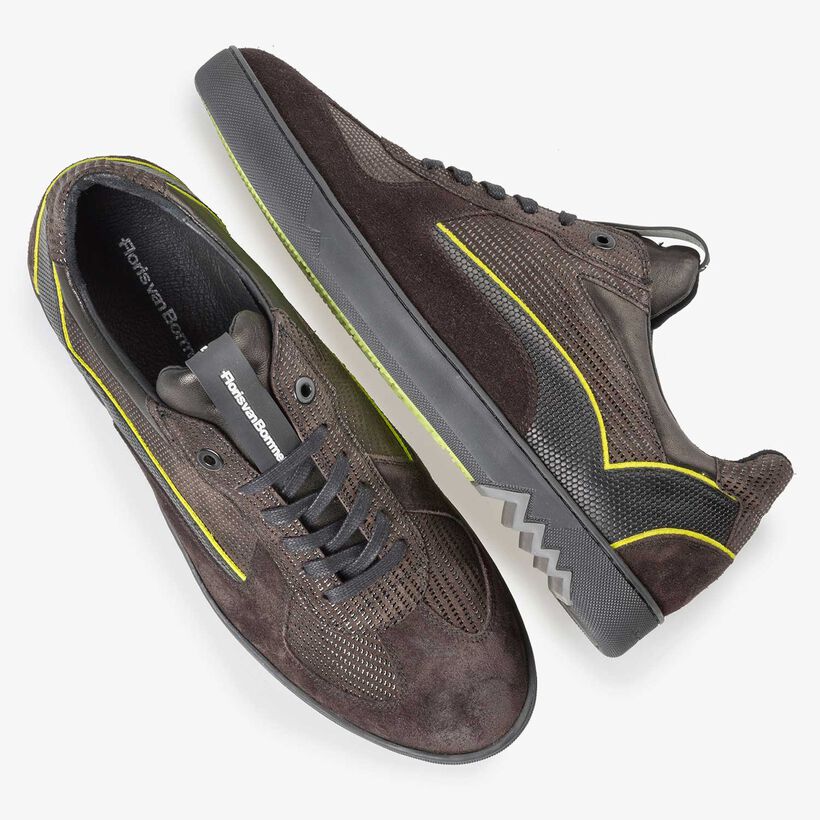 Dark brown suede sneaker with pattern
