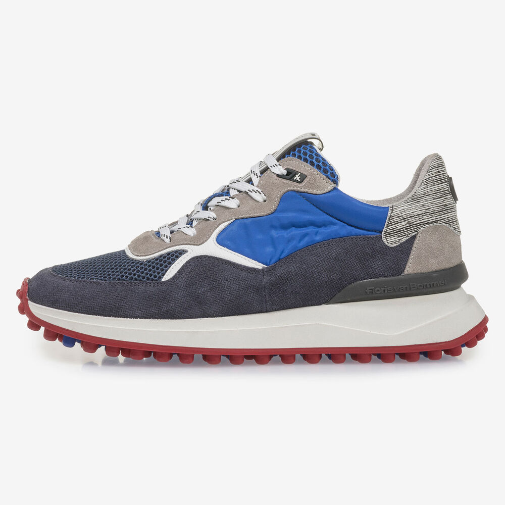 Dark blue suede leather sneaker with grey details