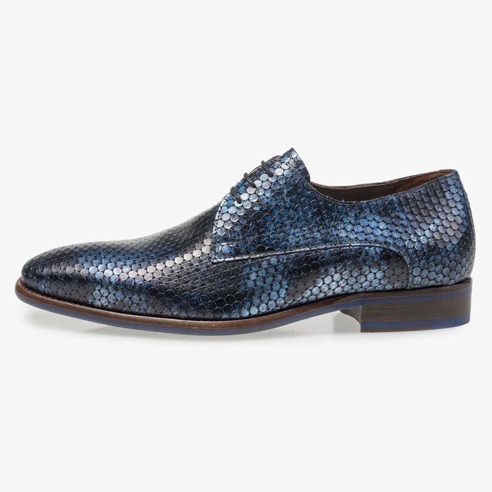 Blue metallic print leather lace shoe