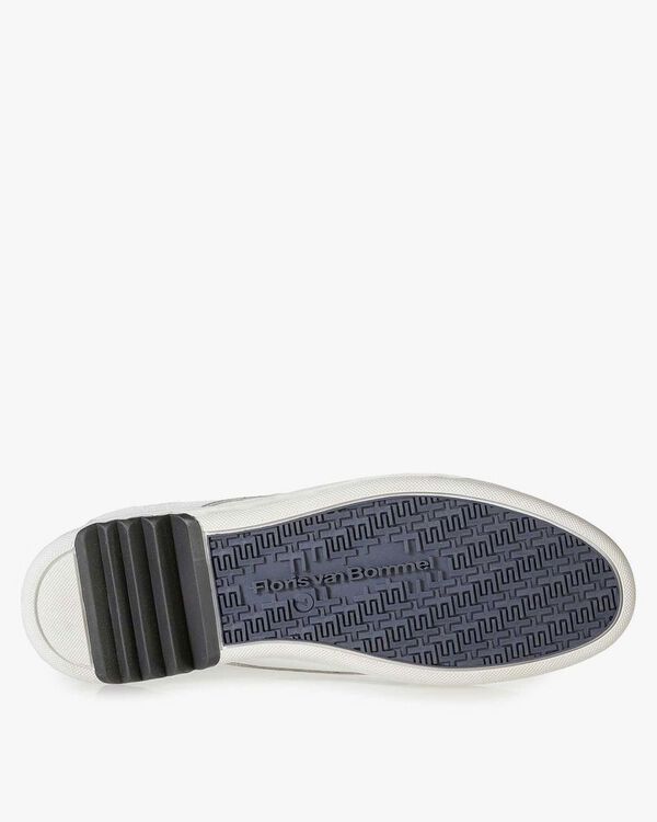 Witte leren sneaker