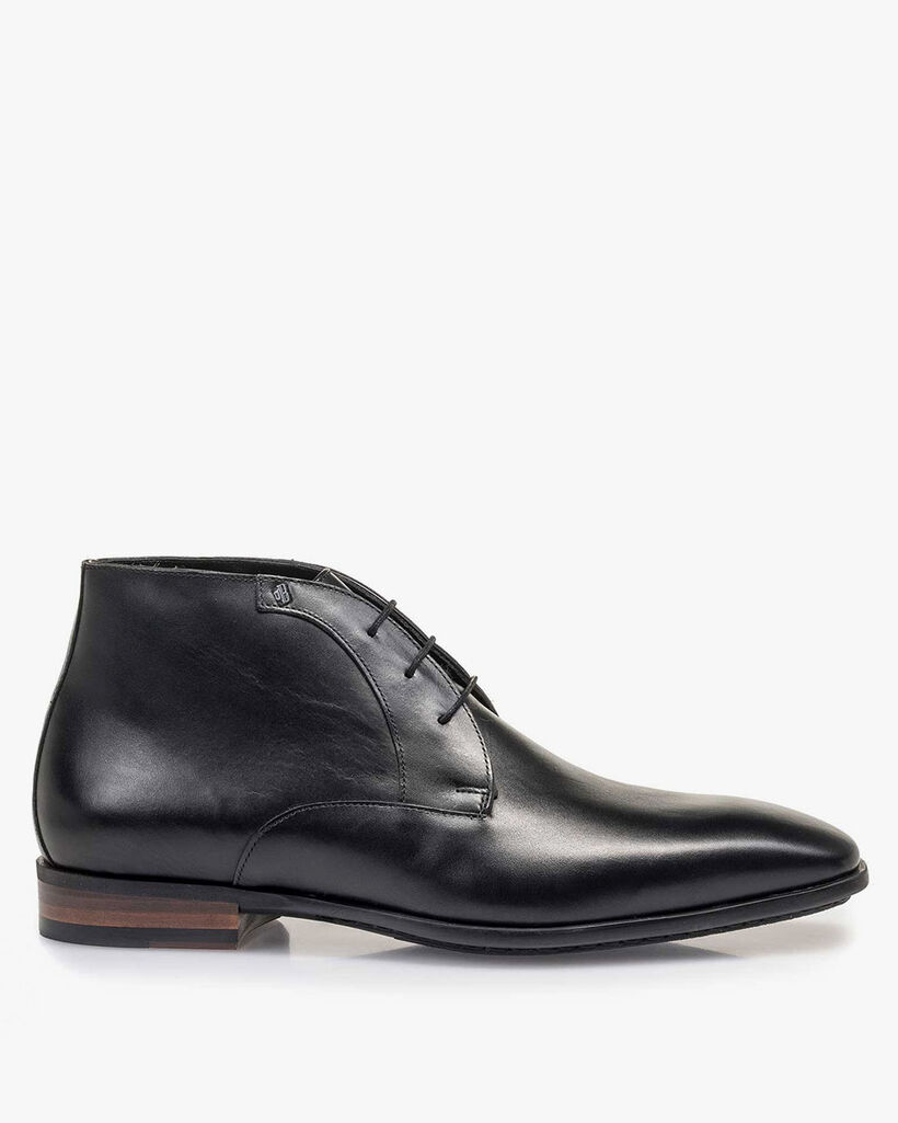 Zwarte kalfsleren veterschoen