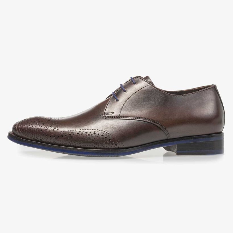 Dark brown calf leather lace shoe