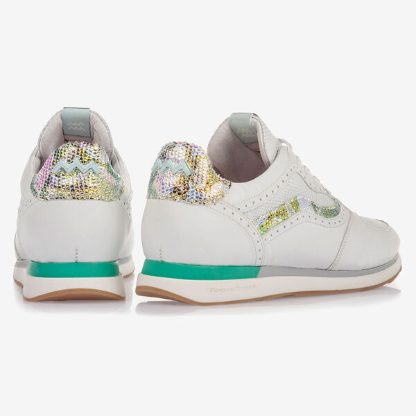 White leather sneaker with metallic details
