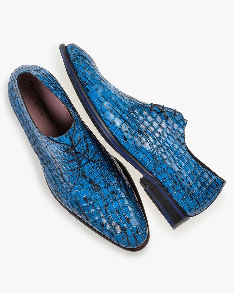 Lace shoe patent leather blue