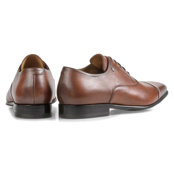 Cognac-coloured lace shoe