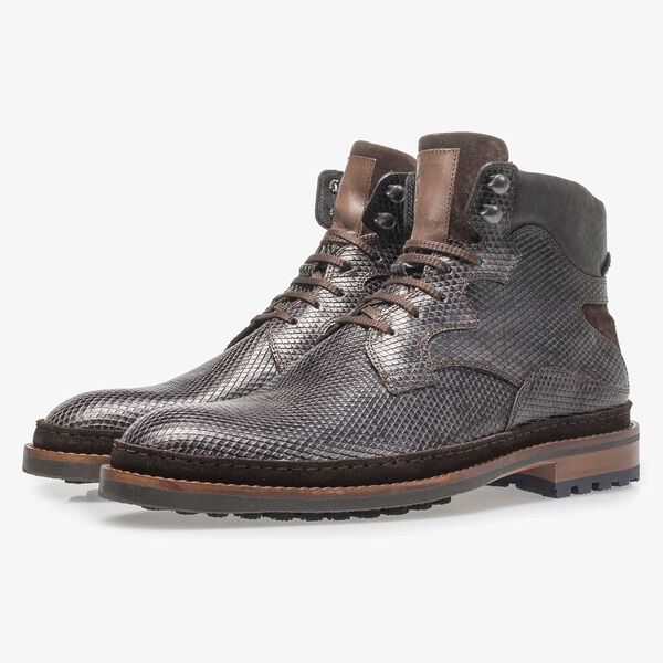 Donkergrijze leren veterboot met snakeprint