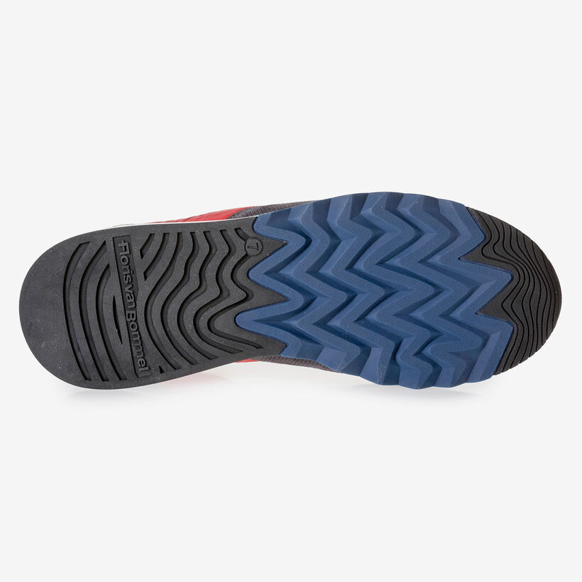 Rode su&egrave;de sneaker