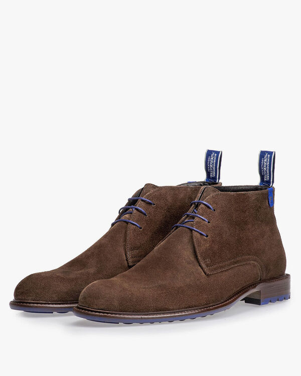 Lace boot suede leather taupe