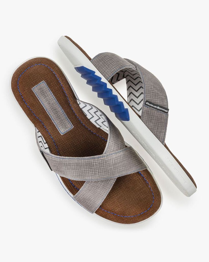 Slipper su&egrave;de grijs