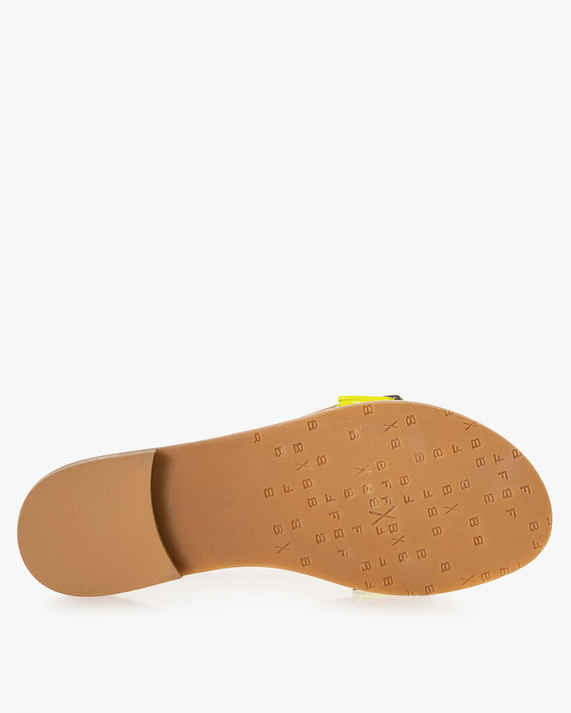 Slipper su&egrave;de beige