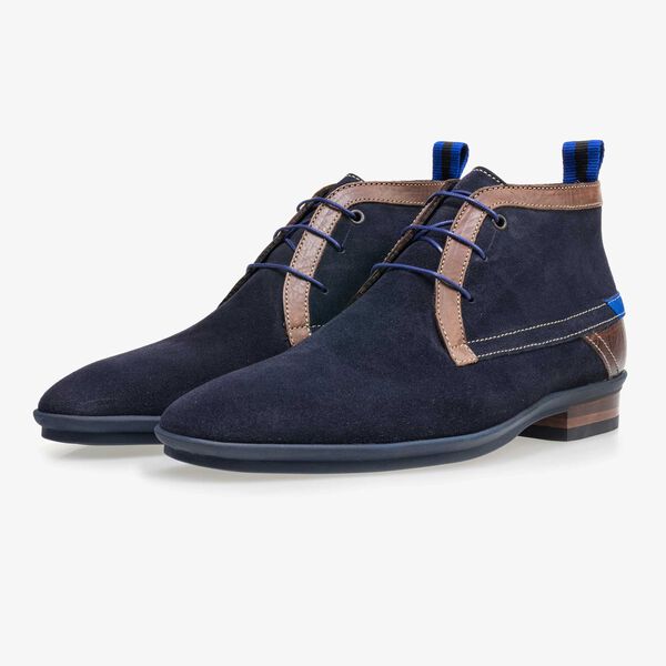 Donkerblauwe su&egrave;de halfhoge veterboot