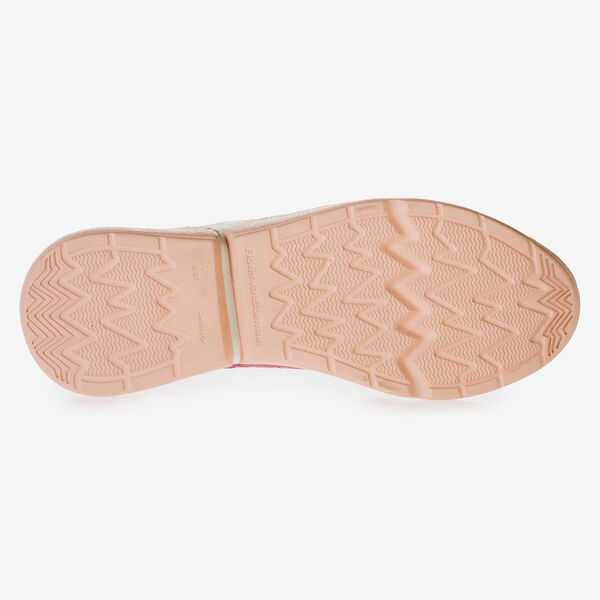 Pink leather sneaker with metallic print