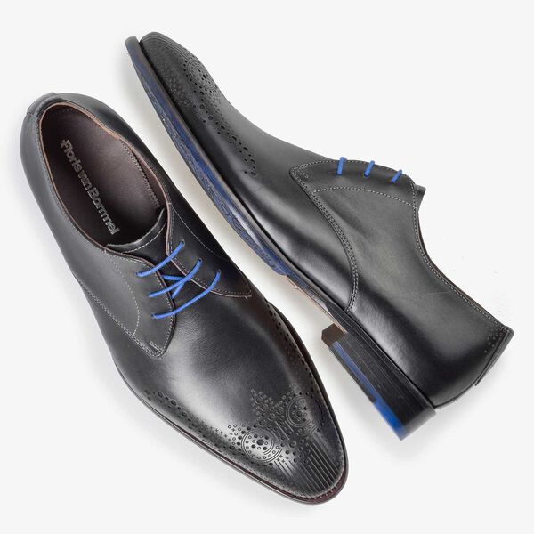 Zwarte brogue veterschoen van kalfsleer