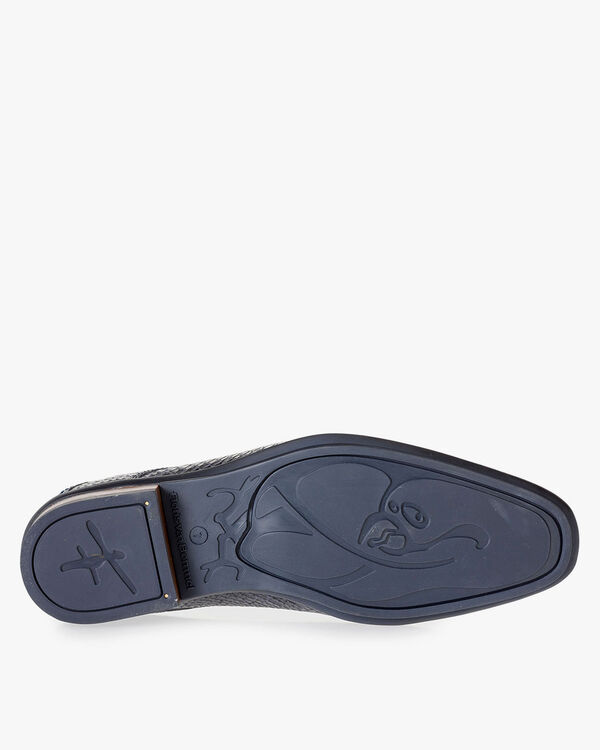 Dark blue nubuck leather lace shoe with snake print