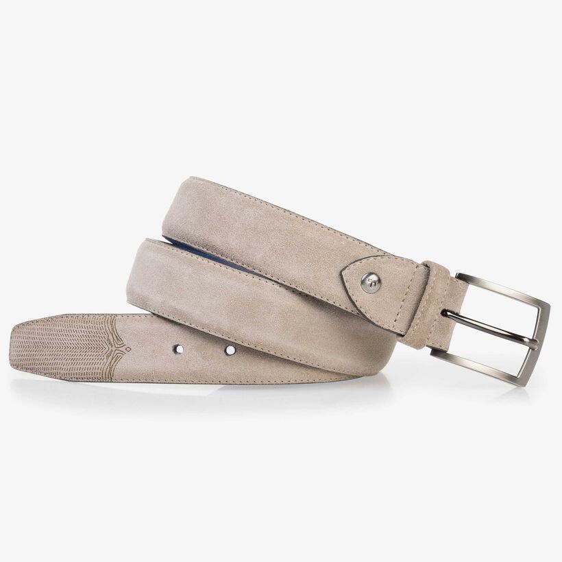 Kalfssu&egrave;de veterschoen taupe met lasering