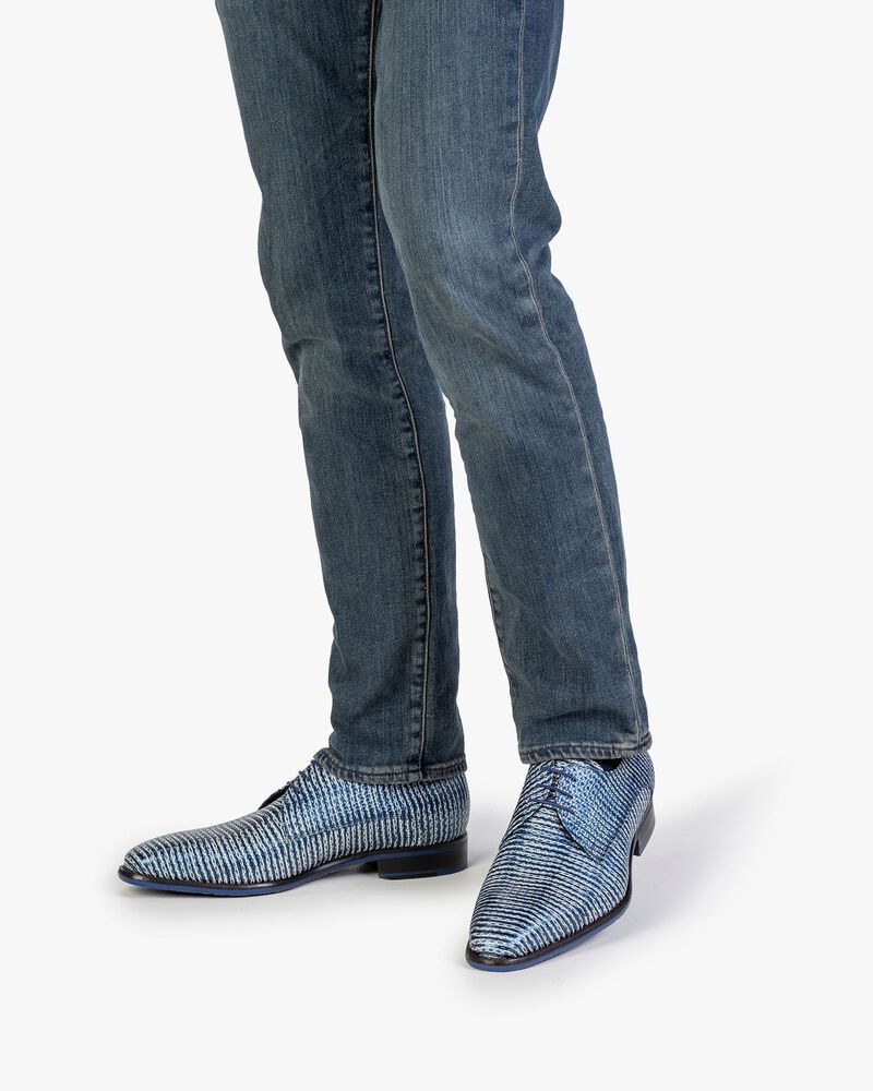 Veterschoen metallic met print blauw