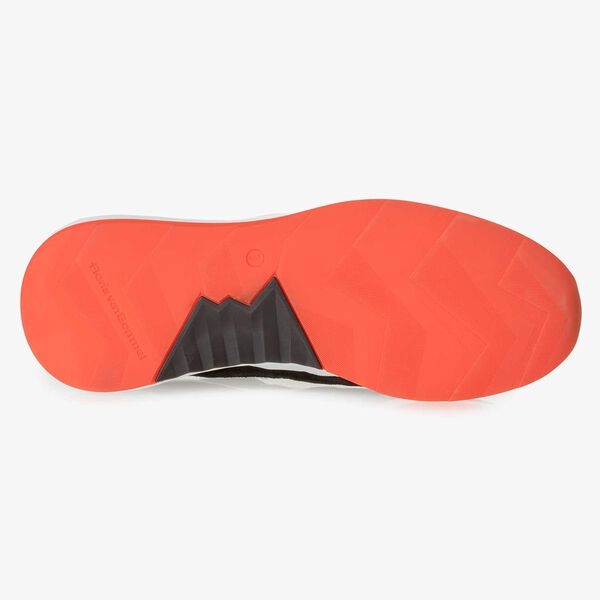 Zwarte su&egrave;de sneaker