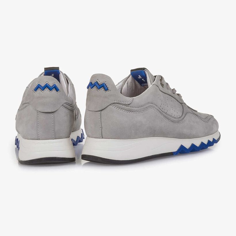 Light grey nubuck leather sneaker