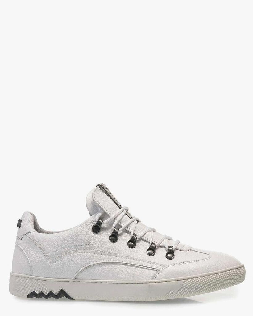 Witte leren sneaker