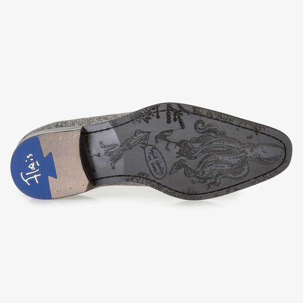 Grey leather lace shoe with white print